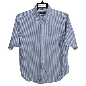 Nautica Shirt Men’s Size L Blue White Stripes Button Wrinkle Resistant